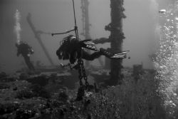 Mahi Wreck West shore Oahu. by Glenn Poulain 